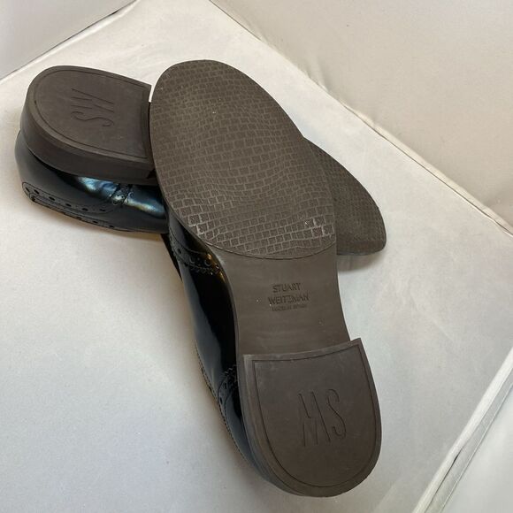 Stuart Weitzman Mrgill Lace-Up
Leather Oxford - Picture 5 of 17